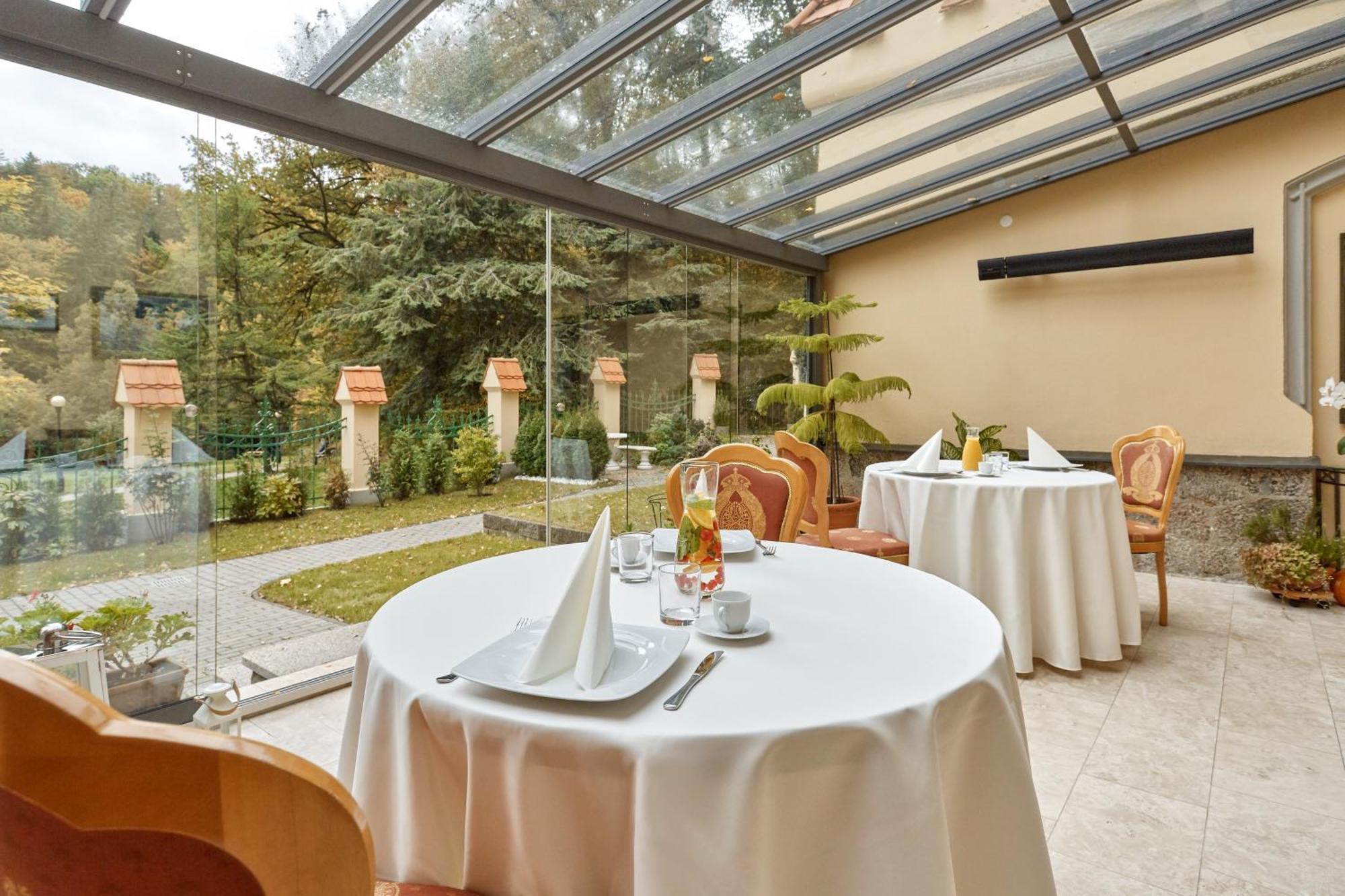 Spa Hotel Villa Ritter Карлови Вари Екстериор снимка