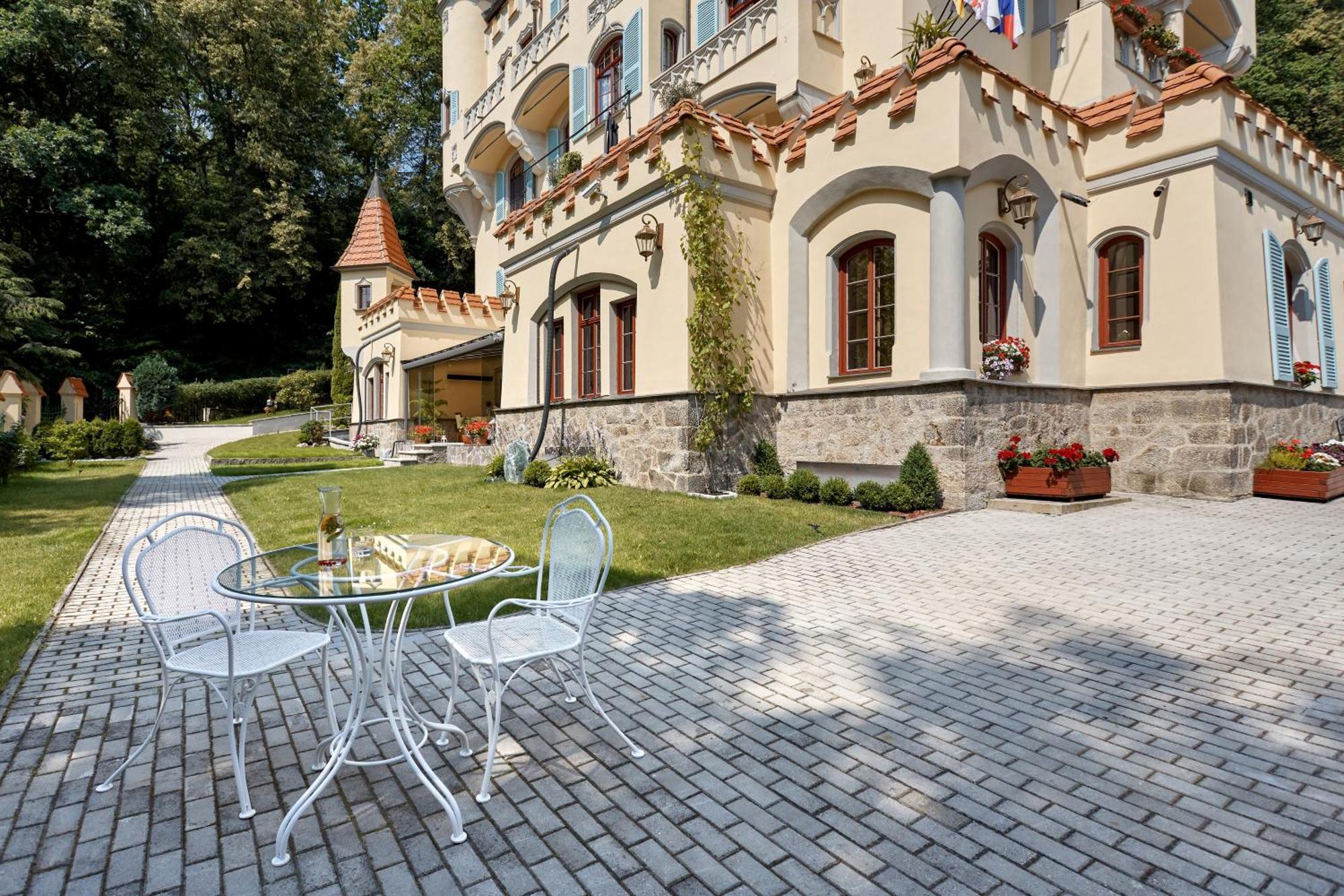 Spa Hotel Villa Ritter Карлови Вари Екстериор снимка