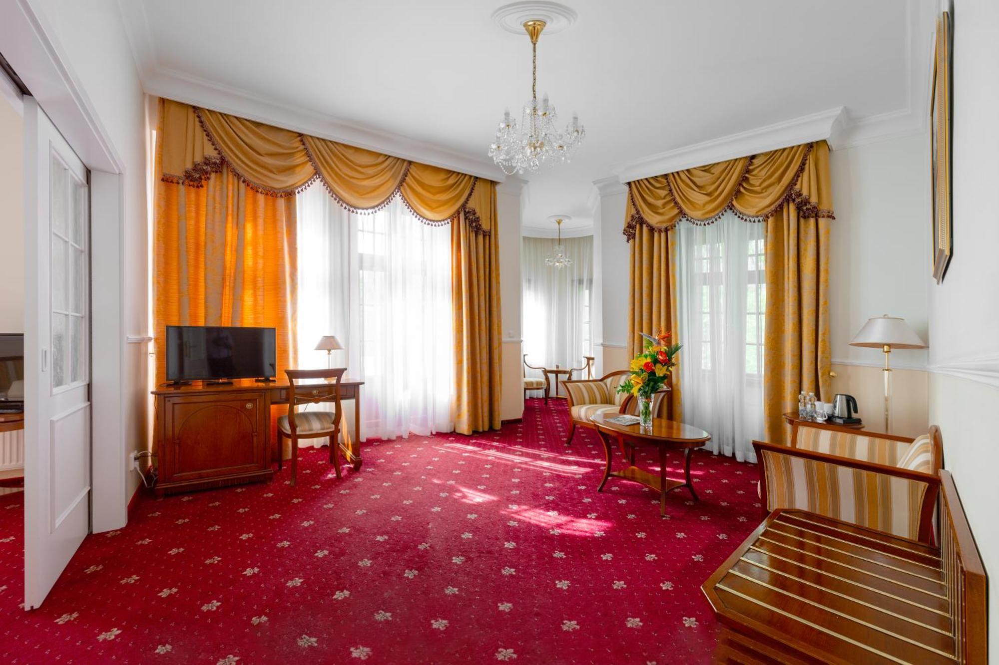 Spa Hotel Villa Ritter Карлови Вари Екстериор снимка